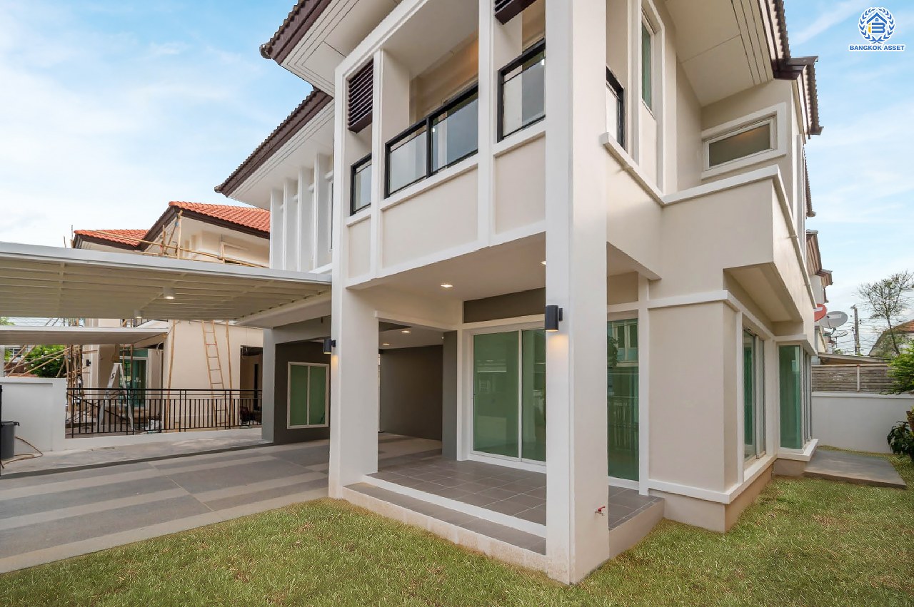 บ้านมือสองตกแต่งใหม่ โครงการ บางกอก บูเลอวาร์ด รามอินทรา แบรนด์ SC Asset เนื้อที่ 58.6 ตร.ว. ฟังก์ชัน 3 ห้องนอน 3 ห้องน้ำ ที่จอดรถ 2 คัน บนทำเลแห่งการเดินทาง เชื่อมต่อถนนรามอินทรา, ถนนรัชดา-รามอินทรา ใกล้จุดขึ้น "ทางด่วนรามอินทรา"  รถไฟฟ้าสายสีชมพู "สถานีวงแหวนรามอินทรา" และ ใกล้ห้างแฟชั่น ไอส์แลนด์